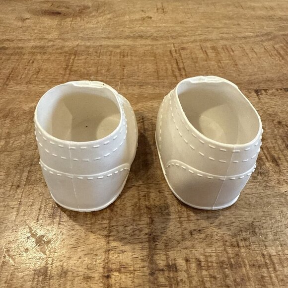 Vintage White Cabbage Patch Doll Shoes Slip On Tennis Shoes Monkey Bear Face - Picture 4 of 6